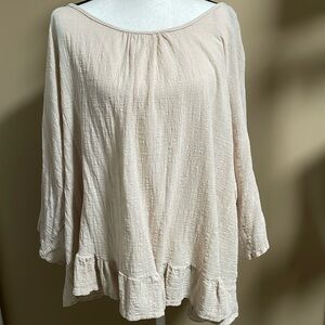 Cute and lightweight top